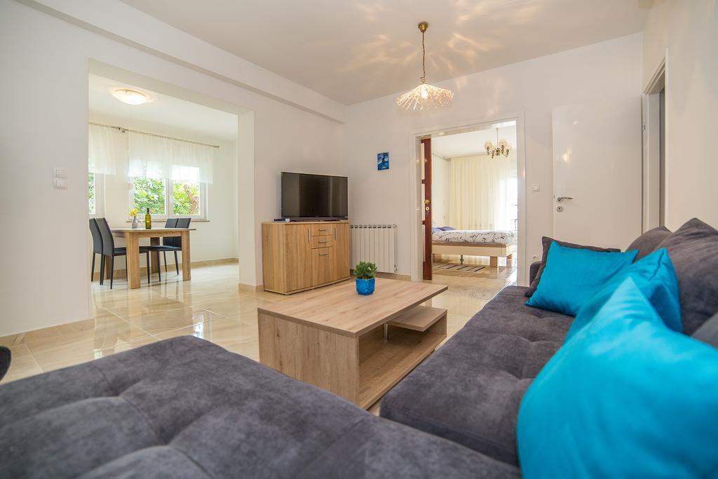 Juric Apartments-Rab Palit Exteriör bild